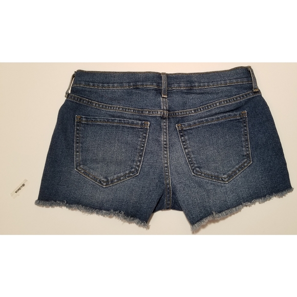 Old Navy Raw Hemline Mid-Rise Shorts Jeans, 0 - Picture 2 of 2